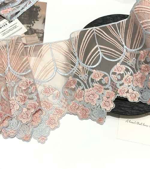 Vintage Scallops Embroidered Net Lace No 801